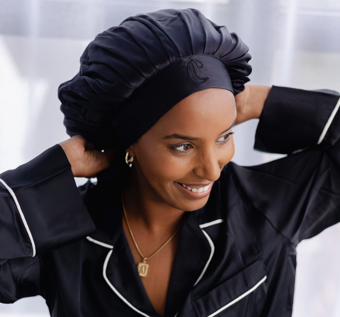 Bonnet around